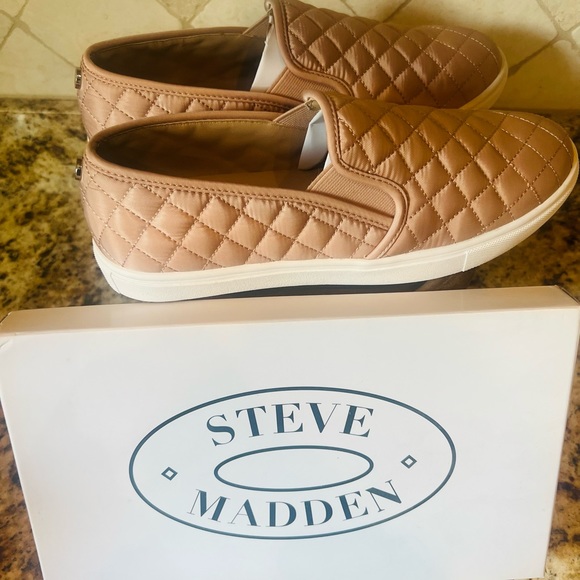 Brand New Steve Madden ECENTRCQ BLUSH. - Picture 4 of 7